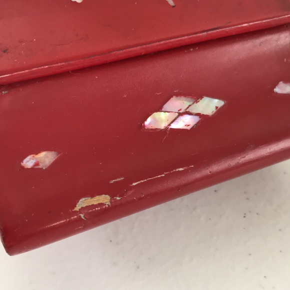 Vintage Oriental Red Lacquer Jewelry Box with Abalone Inlay with Rooster Design - Picture 11 of 14